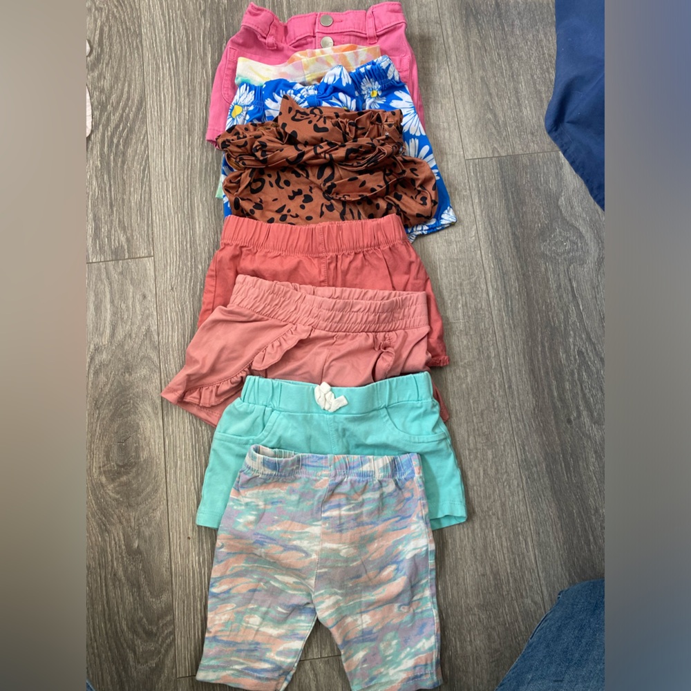 Shorts/Skirts/Shirts